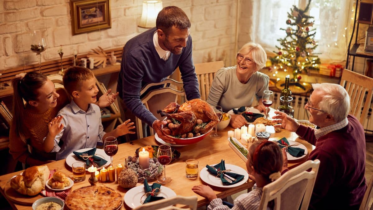 Eight Tips for Surviving the Holidays and Sticking to Your Financial Goals